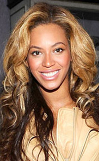 Beyonce rocks these stunning two toned curls.